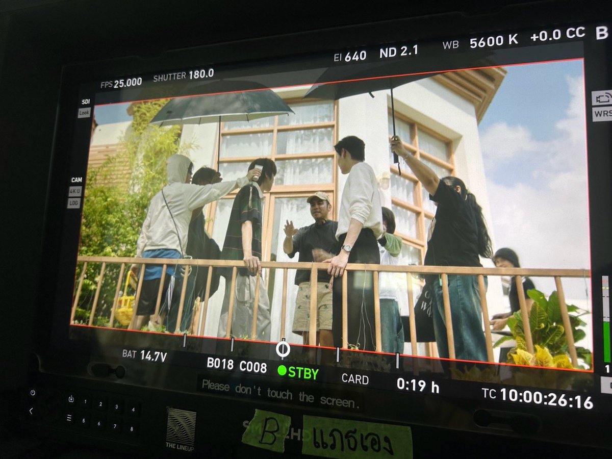 ThachaiKo's tweet photo. มาจ้าๆ เบื้องหลังมะวานจ้าาาา วันก่อนฝนตกอีกวันแดดก็แรงเชีย....#PlanBtoU https://t.co/uEi2XvULXM