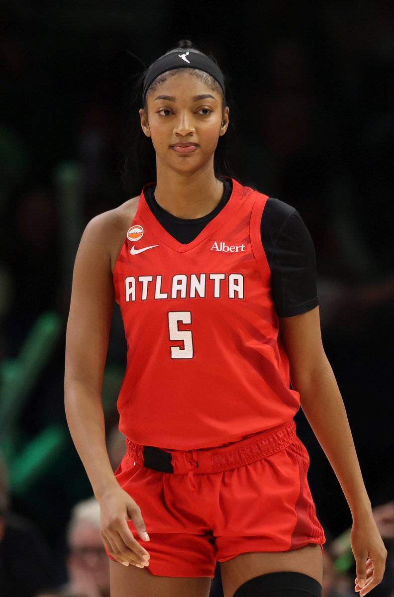 PopBase's tweet photo. Angel Reese becomes the youngest player in WNBA Finals history to record 20+ points and 10+ rebounds in consecutive games.

She joins A’ja Wilson as the only players to achieve this feat in consecutive Finals games. https://t.co/aQCNS1pfZ0