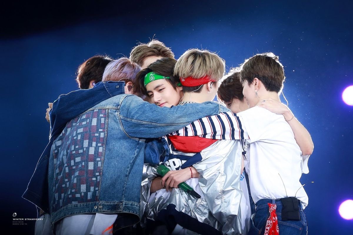 corp_bts's tweet photo. My last vote is done. Even though we're in first place, still we shouldn't take it lightly until the end. We don't know about our opponent's plan. So keep voting🙇🏽‍♀️

I will always support #BTS at #2026MAMAVOTE for Fans' Choice Male https://t.co/ACQagJzycD