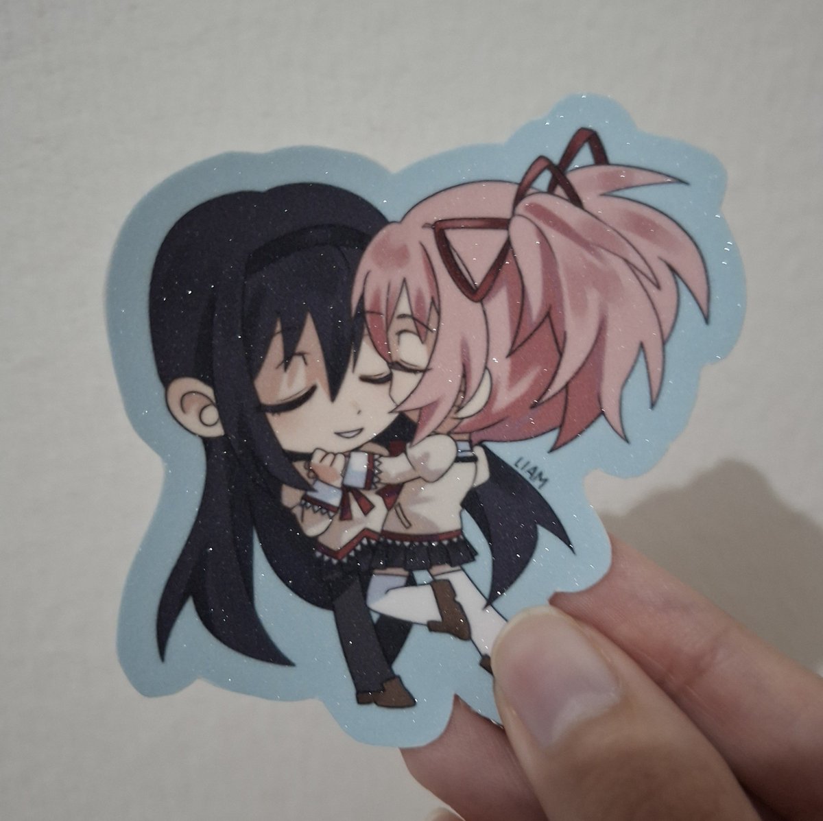 hazalisu's tweet photo. vengo a contar una triste historia. hay una chava d la uni q la vdd no me agradaba mucho. hoy q llegué, esta chava me dio un sobrecito y me dijo "te lo compré en *convención de anime*, fue lo único que encontré de madoka" 😭😭 Q ES ESTA AMABILIDAD 😭😭 AMIGA T JUZGUÉ MAL 😭 WAAAA https://t.co/fMcTIDEa4C