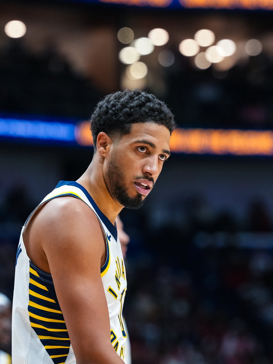 Pacers's tweet photo. Back. https://t.co/QBSowNslx7