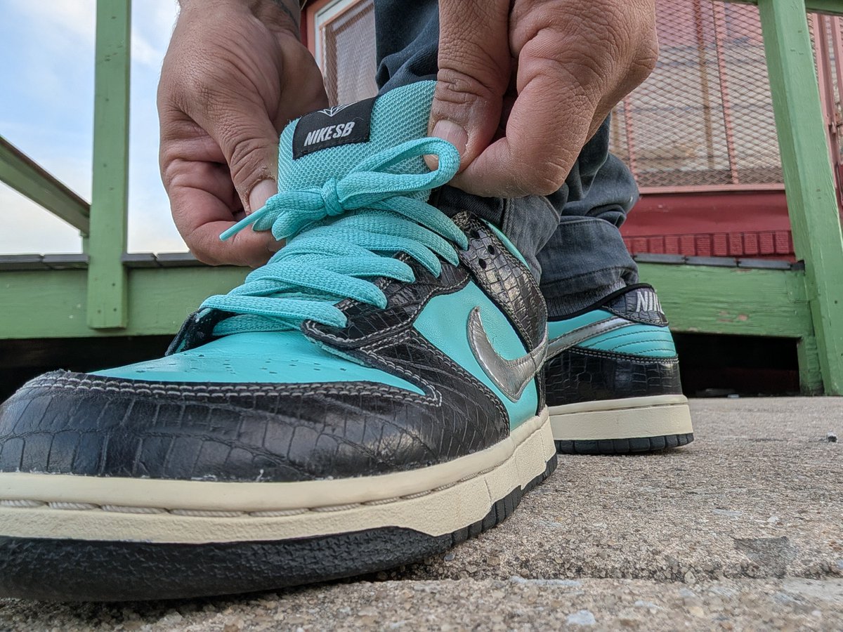 Sn3ak3r_Fr3ak3r's tweet photo. .. yesterday we ran the jewels and today we're still running them so on that note #WDYWT Tiffany's .. undoubtedly top 5 SB of all time for sure #YourSneakersAreDope #NikeSB #Dunktober https://t.co/P3jrImMdTY