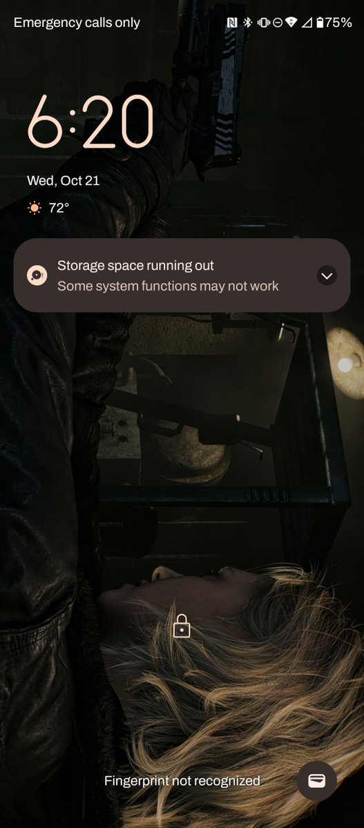 mayaspuppet's tweet photo. profile 
lockscreen
last song played (currently listening) 
pinterest 

storage space running out 🥀 https://t.co/kjAQVS66EO