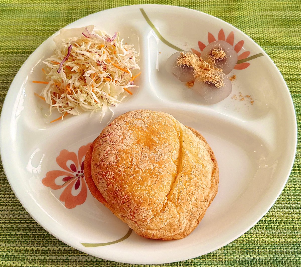 Toshiro_O's tweet photo. 朝ごはん
#朝ごはん #朝食 
#朝ごはんしっかり食べよう https://t.co/LohMZyGHkG