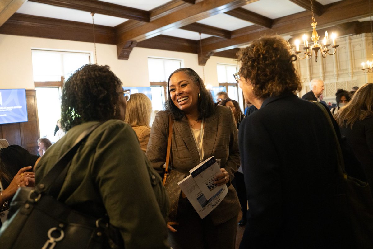 BridgeMichigan's tweet photo. Elections, data centers, education take center stage at Bridge Issues Summit bit.​ly/3WjoREL https://t.co/VvlOftAGnC