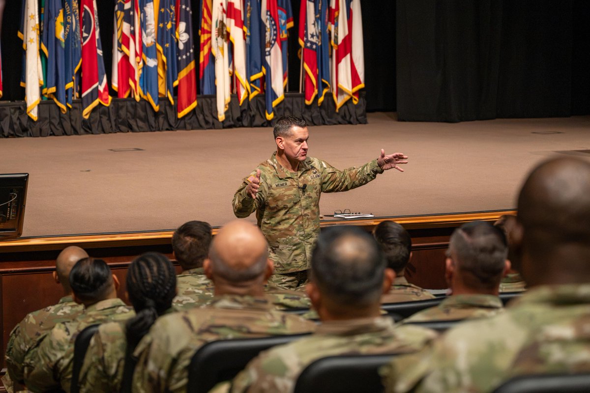 USArmy's tweet photo. Vice Chief of Staff and Acting Chief of Staff Gen. Christopher LaNeve and Sgt. Maj. of the Army Michael Weimer met with future battalion and brigade commanders and their spouses at @FortLeavenworth on Wednesday for the U.S. Army Pre-Command Course.

They discussed the Army’s new operational guidance How the Army Fights, and how the Army is the foundation of the Joint Force.

The work officially starts the day they take command, but preparation begins now. #ARMY