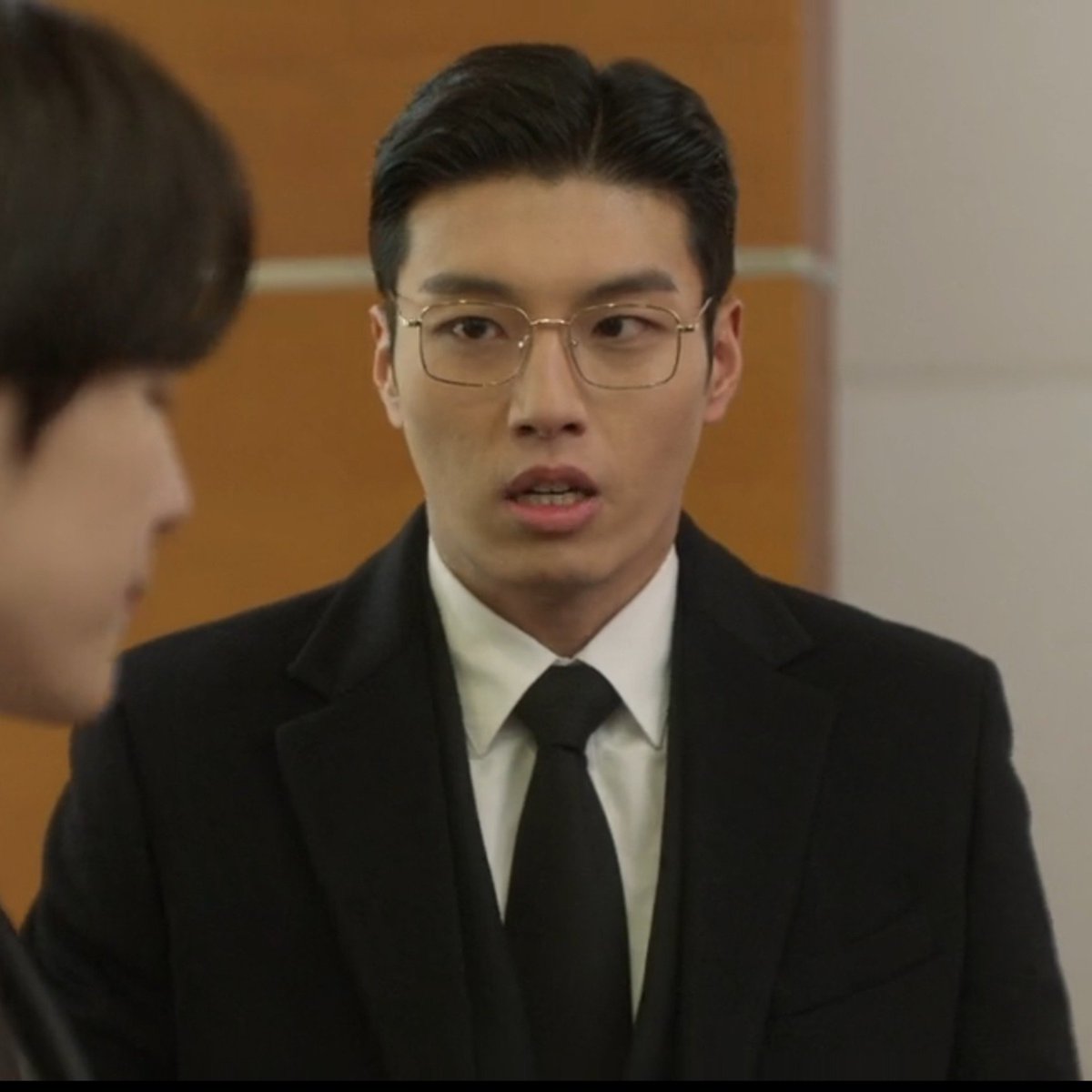 hajoonist_'s tweet photo. if not kang haneul why so kang haneul shaped? #LoveInDisguise https://t.co/1FtLdqulyM