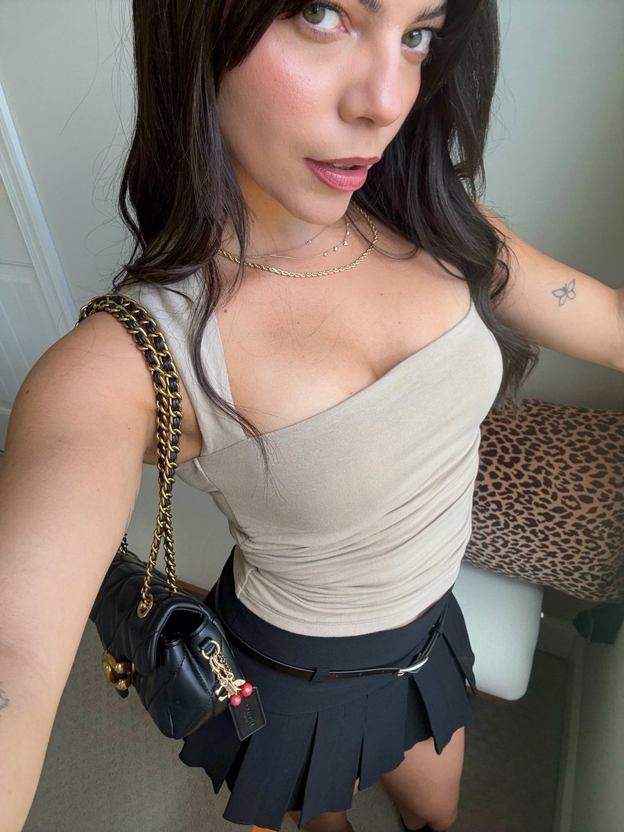 PrincesssMiaxx tweet picture