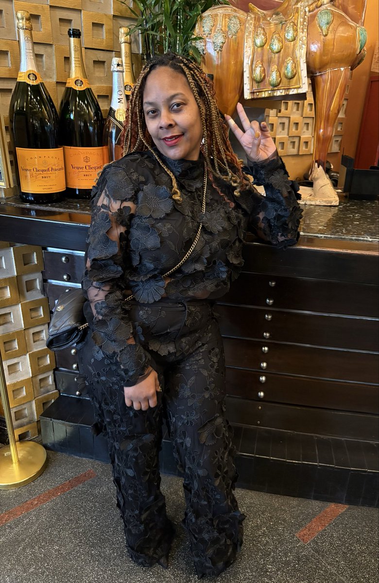 MrsCassidyF1's tweet photo. No makeup/filter needed https://t.co/U86oUsUwmt