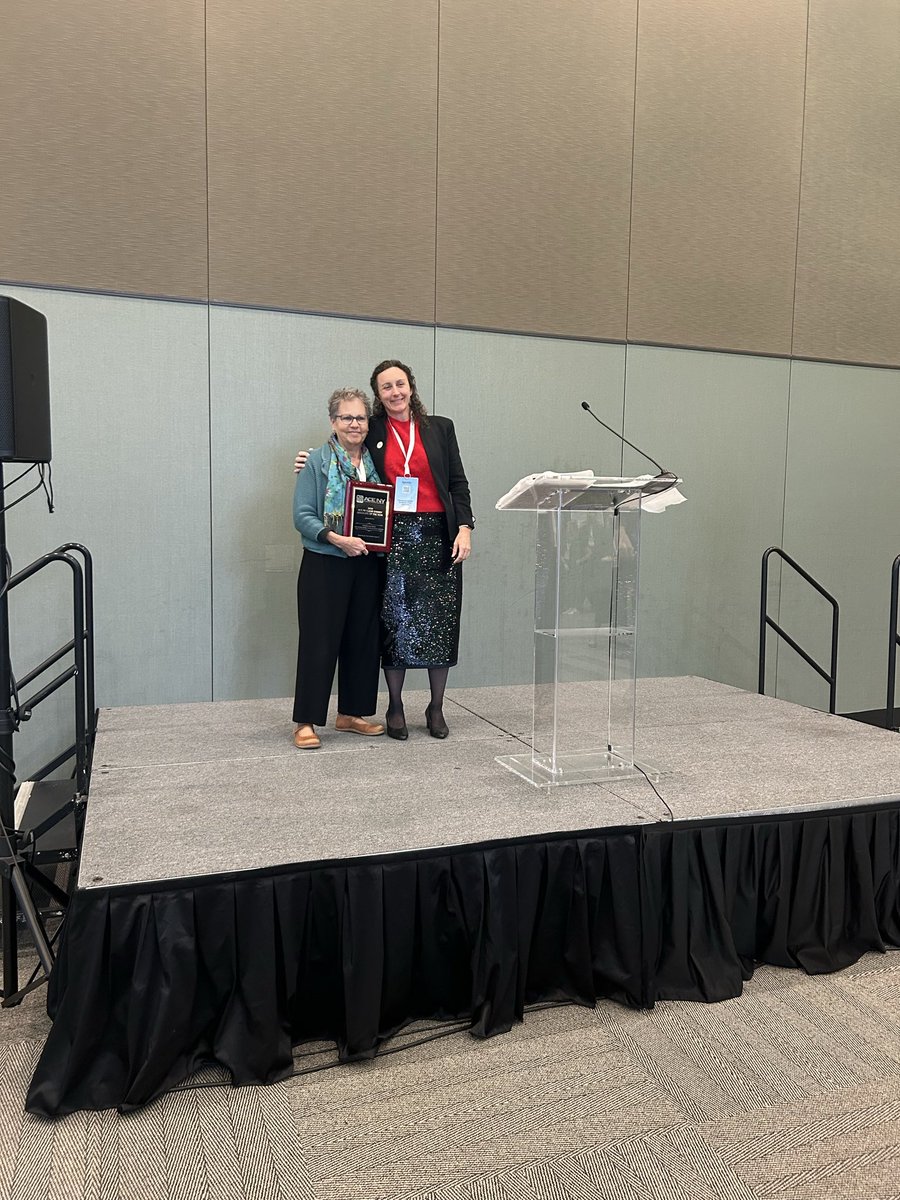ACE_newyork's tweet photo. ACE NY and NYOWA Clean Energy Advocate Awards at the 2026 ACE NY Fall Reception.
🏆 Congratulations to this year’s honorees: 👏 Stephanie Doba, Volunteer, Sierra Club Atlantic Chapter 👏 @LongIslandAssoc, accepted by Stacey Sikes https://t.co/l5irnYmu04