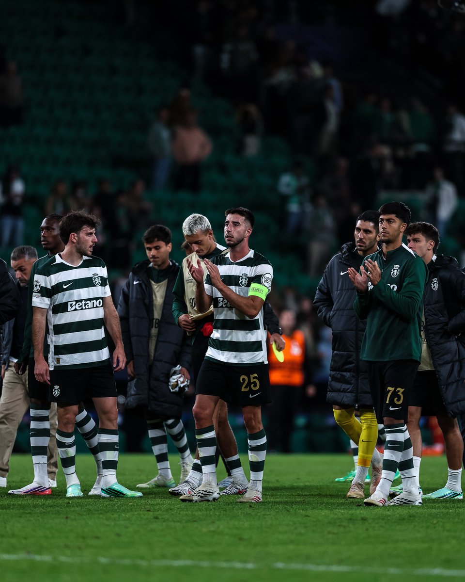 SportingCP's tweet photo. Juntos até ao fim 🔗 Obrigado pelo apoio no regresso a Alvalade, Sportinguistas 🦁 https://t.co/tX8kKF32P5