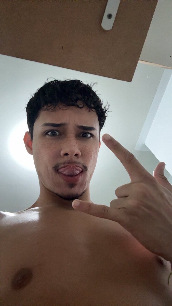 glaldsonverissi's tweet photo. Tenho q tentar voltar pro meu prime https://t.co/HeBYndPyXH