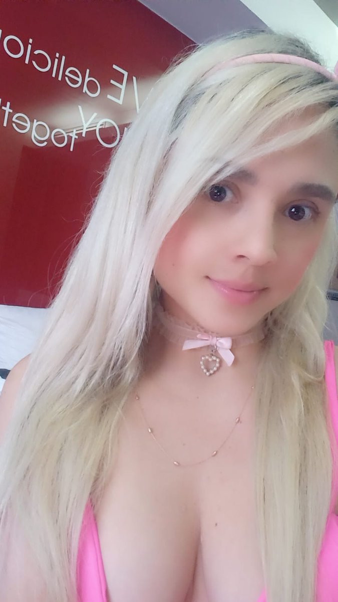 ColKeylaAbbxc's tweet photo. El día está gris, pero nosotros podemos ponerle todo el fuego que le falta papasito🔥😈💋 https://t.co/eF91F0xXyj