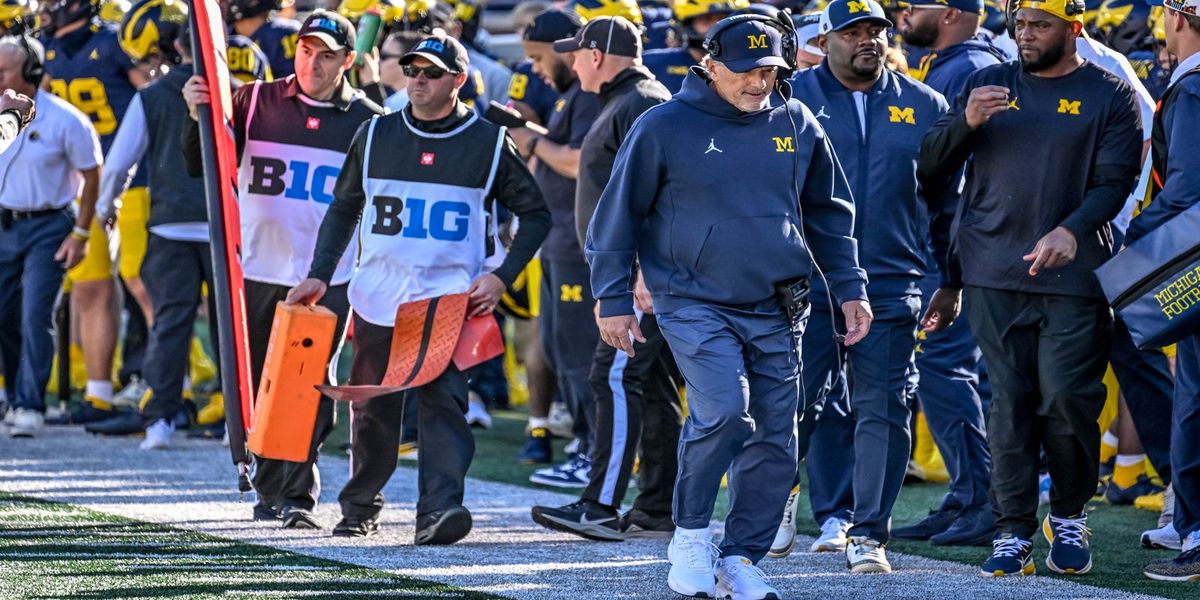 wolverineswire's tweet photo. ESPN grades Kyle Whittingham's first season at Michigan halfway through

📸 Photo: Isaiah Hole, WolverinesWire https://t.co/mkPvm2UvF5 https://t.co/jhpWqsIrDJ