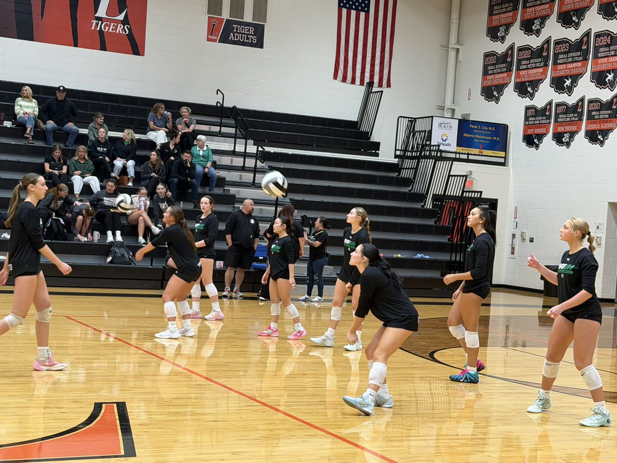 SWOSportsDaily's tweet photo. Greetings from Loveland, it's No. 5 seed Badin (13-9) v. No. 10 Mercy McAuley (5-18) in Division III district girls volleyball ... Badin swept the Wolves 3-0 on Sept. 5 @GCL_GGCLSPORTS @gclcoedsports @MMHSsoccer @mmhs_athletics_ @MercyMcAuleyHS @mercymcauleyvb @MercyMcAuleySB @DWallaceBA @RAMSSPORTS @BadinGSoccer @BadinMensSoccer @BadinCatham @BADINVOLLEYBALL @bdpendergest @geoff_melzer @tmayer442003 @SWDistrict @OHSAASports @OHSVCA @heid_luci20 @AlyviaHegemann @CNadler33 @rickcassano @mobrien31 @sarahnewberry_ @bgies513 @JulieTreadway33 @michael_kramer @yordynick @ben_cosgrove @christy_even @ChrisWess01 @LovTigers_AD @RogerBaconGVB @GoGHSVolleyball