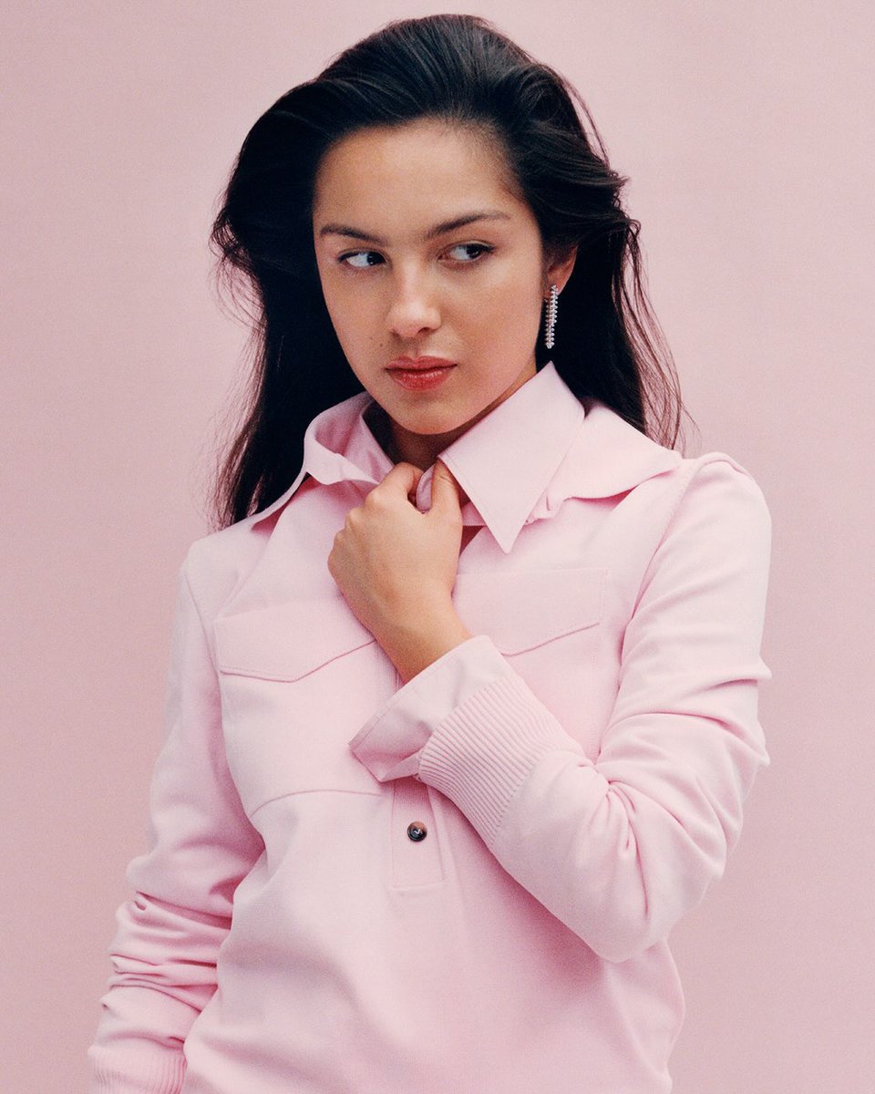 RodrigoTimes's tweet photo. Variety says Olivia Rodrigo is the most obvious choice to be featured in the new Glee music lineup. https://t.co/DKlWQm66yo