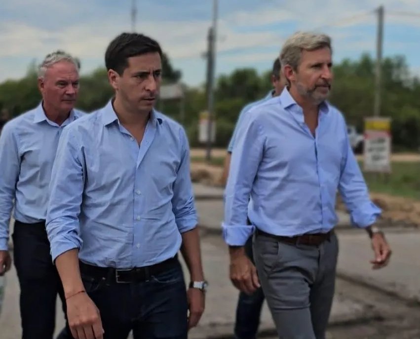 gastonmarraOK's tweet photo. Otro gobernador del @proargentina que atendió una demanda ciudadana contra la corrupción y promovió el proyecto de @fichalimpia.

Hoy se logró el dictamen en la Cámara de Senadores y ahora sí, vamos directo a la ley en Entre Ríos.

¡Gracias, @frigeriorogelio!

@MauricioColello https://t.co/qGz9zADO5h