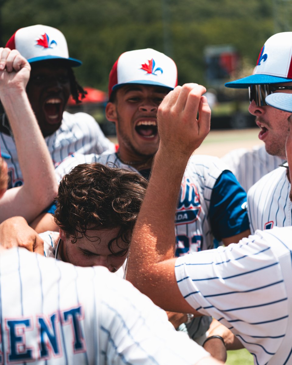 PBTourney's tweet photo. 𝙨𝙩𝙤𝙥 𝙨𝙘𝙧𝙤𝙡𝙡𝙞𝙣𝙜 𝙧𝙚𝙖𝙡 𝙦𝙪𝙞𝙘𝙠, 𝙄 𝙜𝙤𝙩 𝙣𝙚𝙬𝙨🗞️👇   

➡️ ALL National Championships events are now 𝙇𝙄𝙑𝙀 on the website🎉 
➡️ our first 𝙀𝙑𝙀𝙍 12U National Championships will launch this summer at @PBTIndy 🚀 
➡️ &&& 13U National Championships is moving to River Run Park👀👀

link in bio for more info🫡🔗