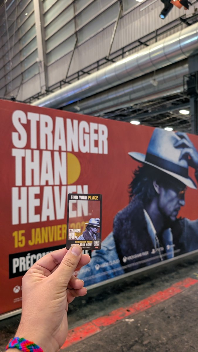XVIInumberXVII's tweet photo. C'était désolant... 

Il y a rien.. juste stranger than heaven
Sinon c'est vide. https://t.co/Z07e0cXX1a