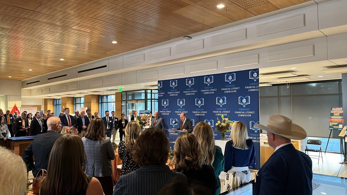 DLWeeks83's tweet photo. @TNFinancialLit honored to be able to support programming for TN schools.  Thank you for the reception this evening. https://t.co/0SIWV07MeK