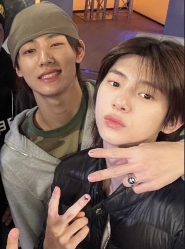 immajju's tweet photo. even the princess turns into a man when he’s around juhoon https://t.co/zsJel0jfnj