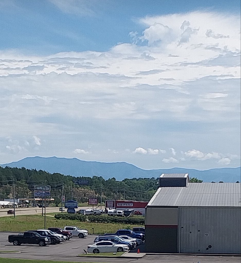 Ghettobarbeqwt's tweet photo. 🏔️ https://t.co/GIAgy2EMgl