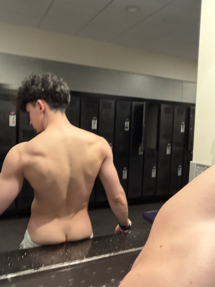 itshaxen's tweet photo. What a beautiful day 😮‍💨🔞
#gymrat #gym #muscular https://t.co/7RzF9zvLXO