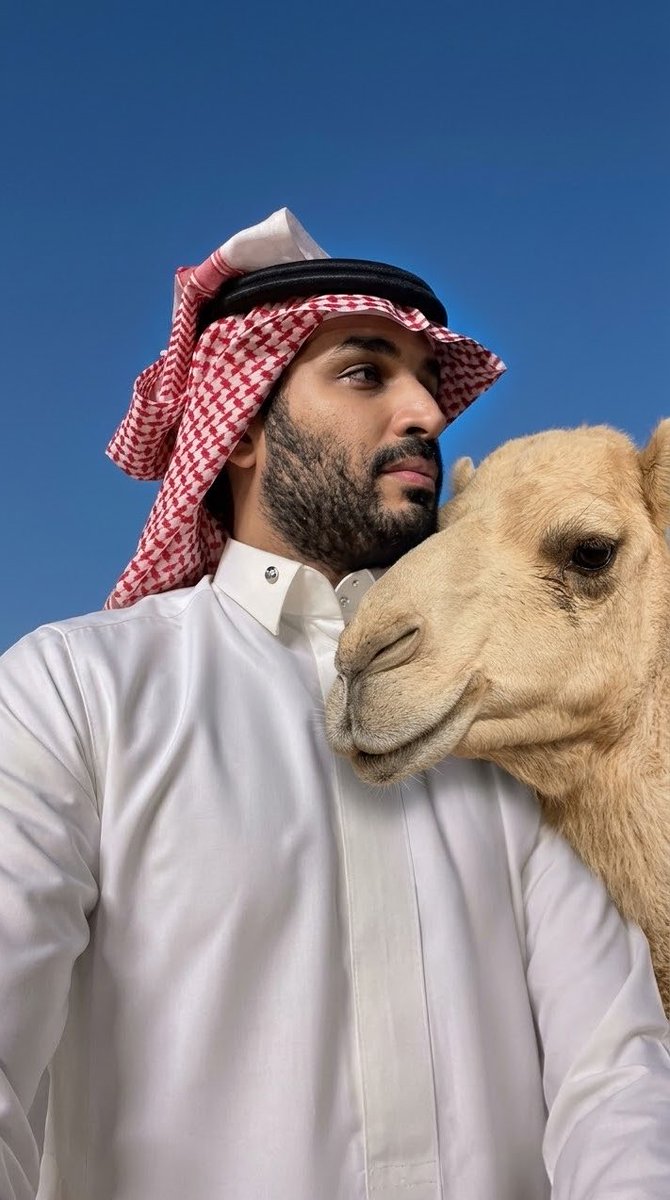1iil0_'s tweet photo. وجه السعد درع البلد لا عدمناه💚💚 https://t.co/PnZa6DCGya