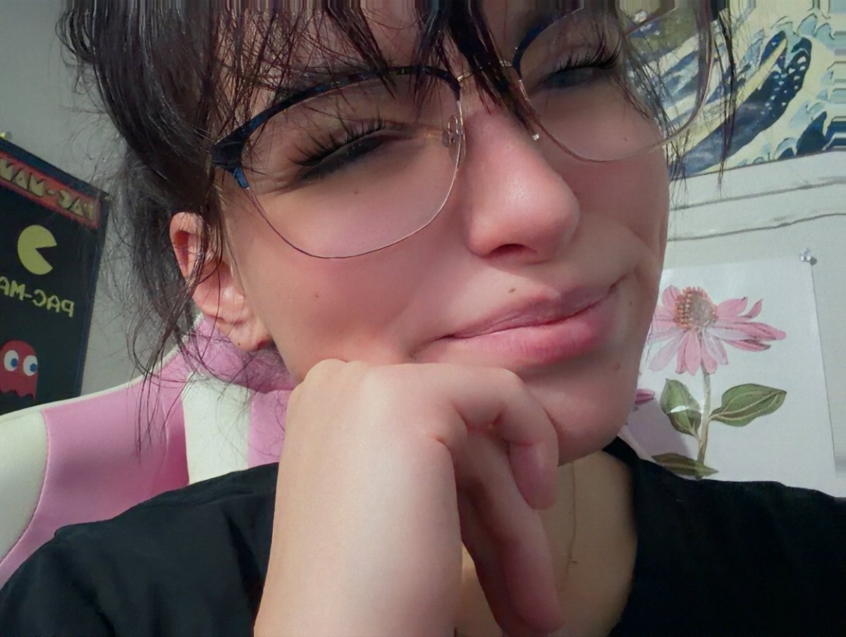 send2kat tweet picture