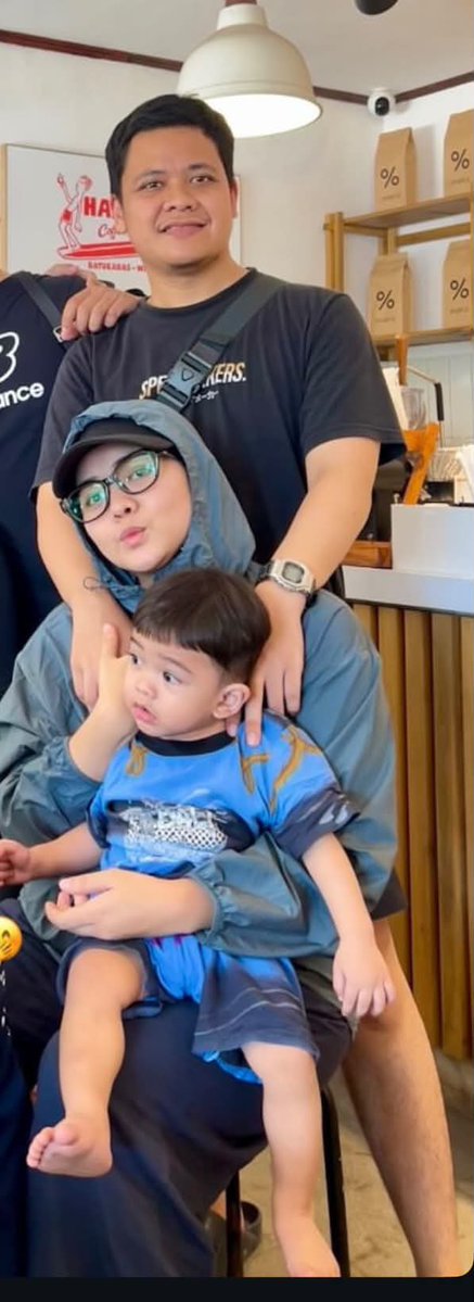 supelpowel's tweet photo. Buset ternyata yg kmren nyiksa anak orang indo yg emg lagi liburan ke Malaysia.

Anak selucu dan seganteng itu punya orang tua macem ibliz

Emg gk semua org layak jadi orang tua https://t.co/KkwphvF5G5
