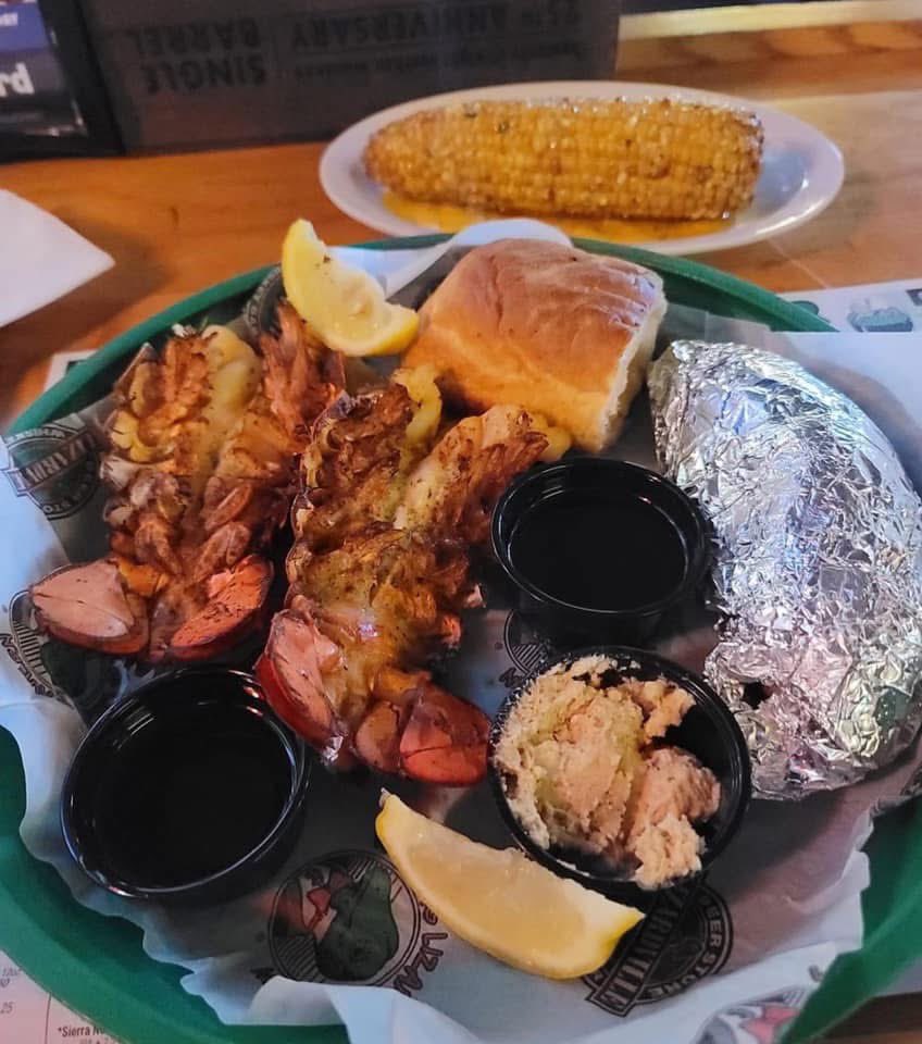 winkinglizard's tweet photo. 🦞 It's your last chance to get crackin'🦞

Our final Clambake Weekend of the season starts FRIDAY. Available at:
📍Bedford Hts
📍Copley 
📍Lizardville-Copley &amp; Bedford Hts

Come celebrate the end of clambake season with one more delicious weekend! 

 https://t.co/vfMo9tA71g https://t.co/bu0jbBy59F