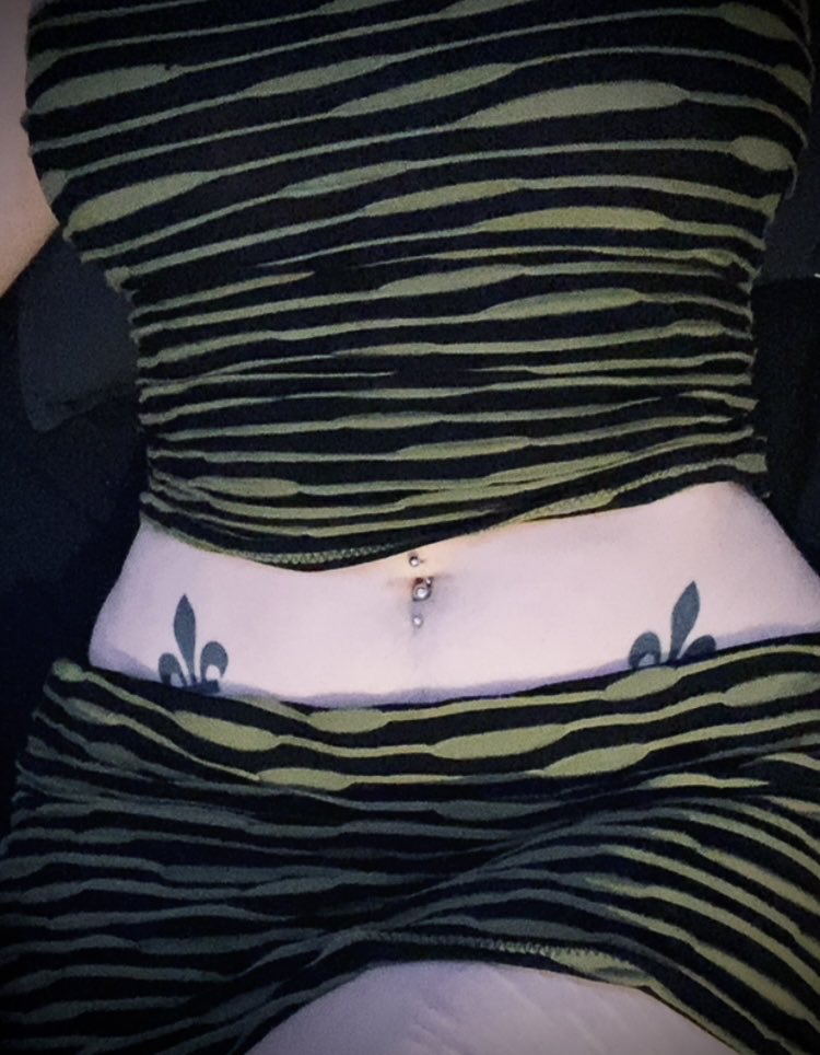 urfavmetalgf's tweet photo. love this fit that i made  😏😜#nswtwt https://t.co/Wl1moPn7Tb