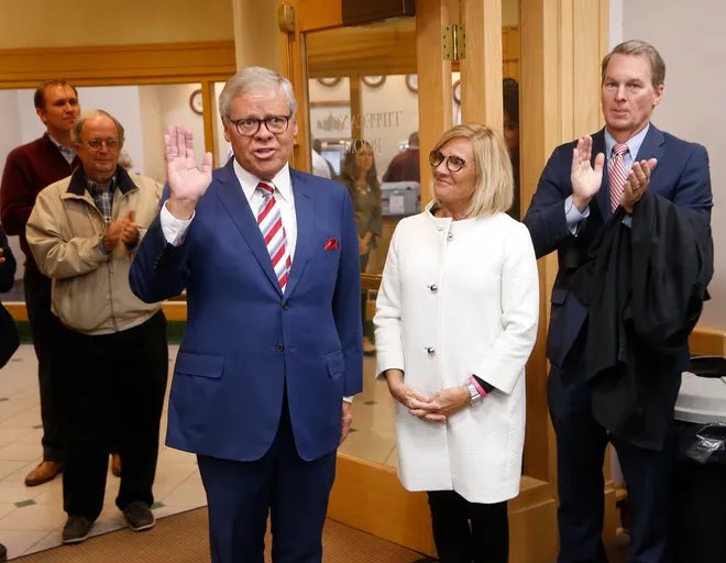 TheCalvinCooli1's tweet photo. 🚨New: Indiana Republican State Senator Ron Alting has officially resigned following allegations that he was shoplifting at Walmart stores in Indiana and Florida https://t.co/UD6lTHDC0w