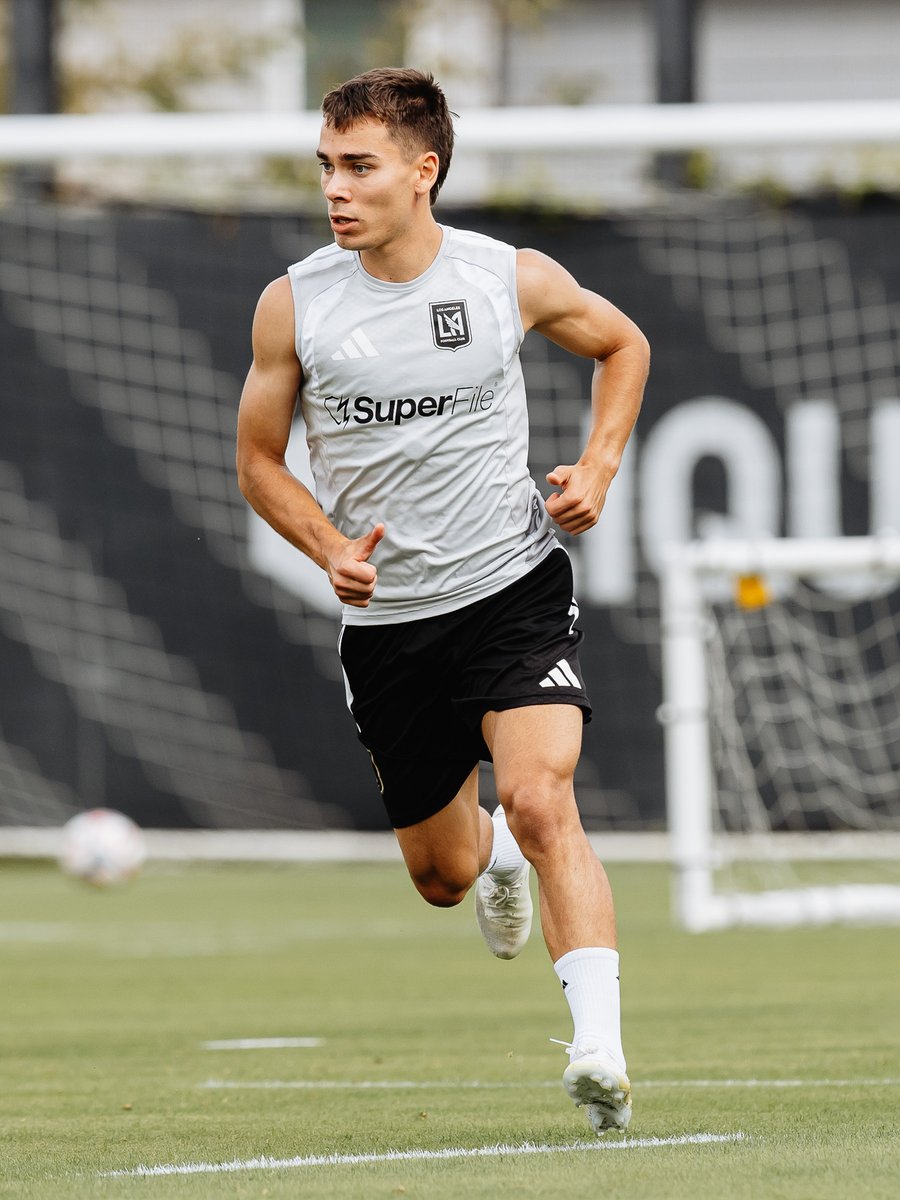 LAFC's tweet photo. https://t.co/QTzTxE90eP