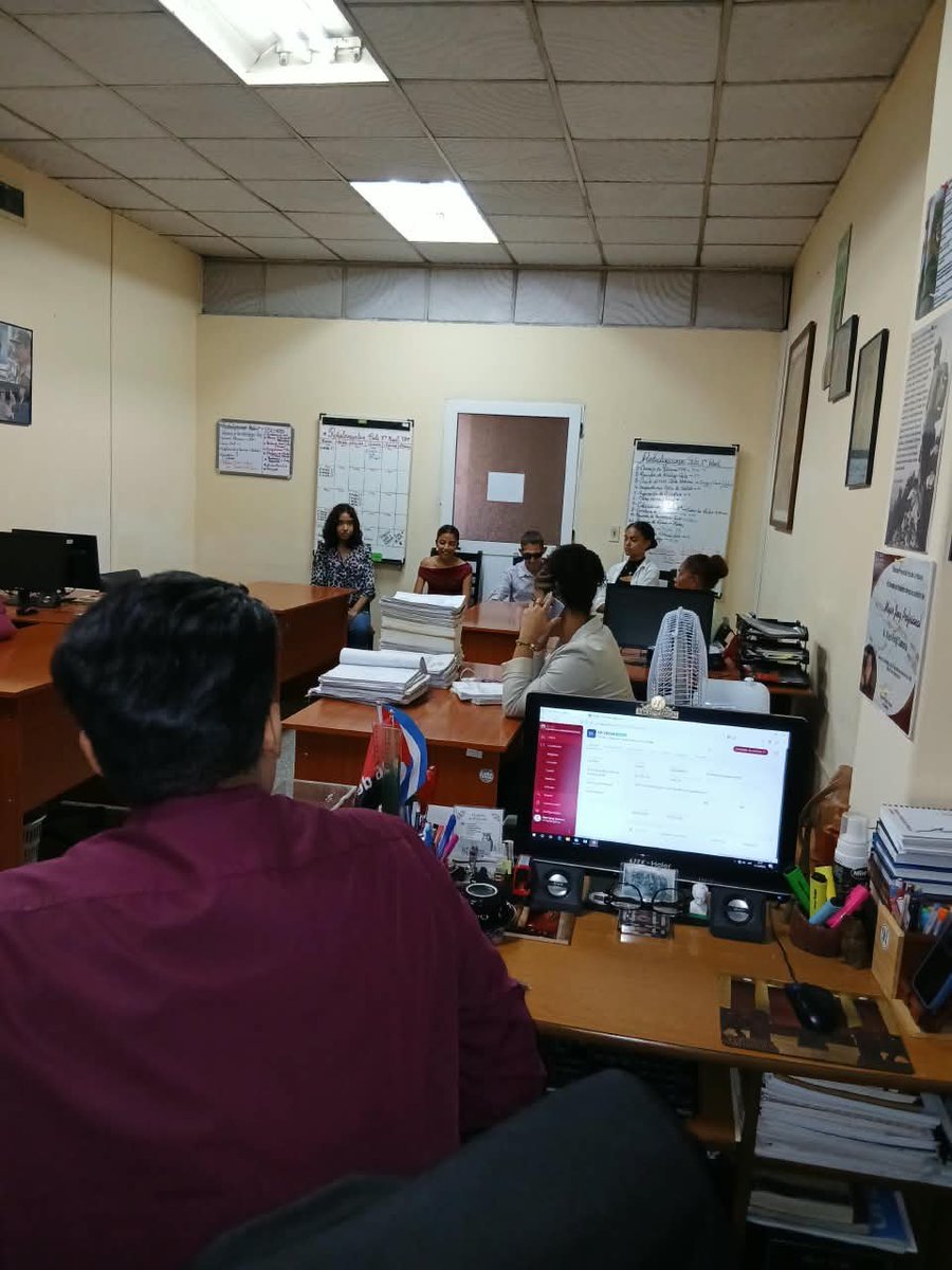 habana_tpp's tweet photo. En la Sala 1ra Penal del @habana_tpp los estudiantes se forman teniendo en cuenta la teoría y la práctica. https://t.co/4gMUH617Jr