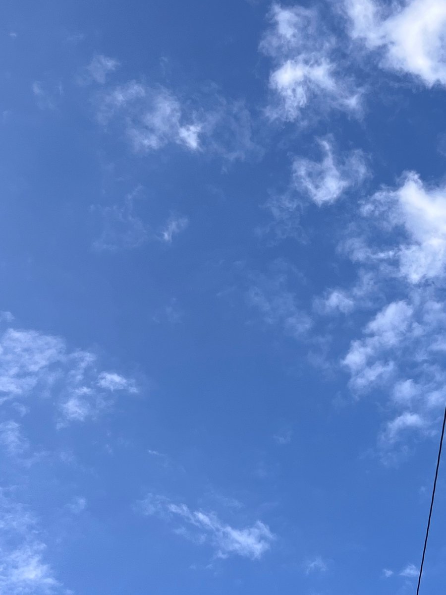 CyTech_engineer's tweet photo. おはサイテック！
東京の天気は☁️☀️
風が強いですね、、
そろそろ紅葉が見れる時期になりますかね🍁
ではでは、
本日もよろしくお願いいたします☺️

#企業公式が毎朝地元の天気を言い合う
#企業公式さんと繋がりたい
#企業公式相互フォロー
#企業公式秋のフォロー祭り https://t.co/4OSoz7qXHU