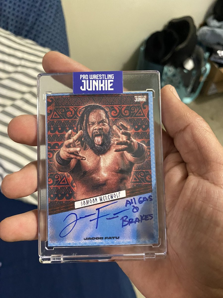 SweetLou502's tweet photo. #wrestlingcardwednesday

How about an inscription ALL GAS NO BRAKES auto from Jacob Fatu!

this heat was obtained from @PWJCARDS and I highly recommend PWJ wrestling. You can watch it on IWTV which is quickly becoming my favorite app. 🫡😈🍻 https://t.co/x8v0l4gJLc
