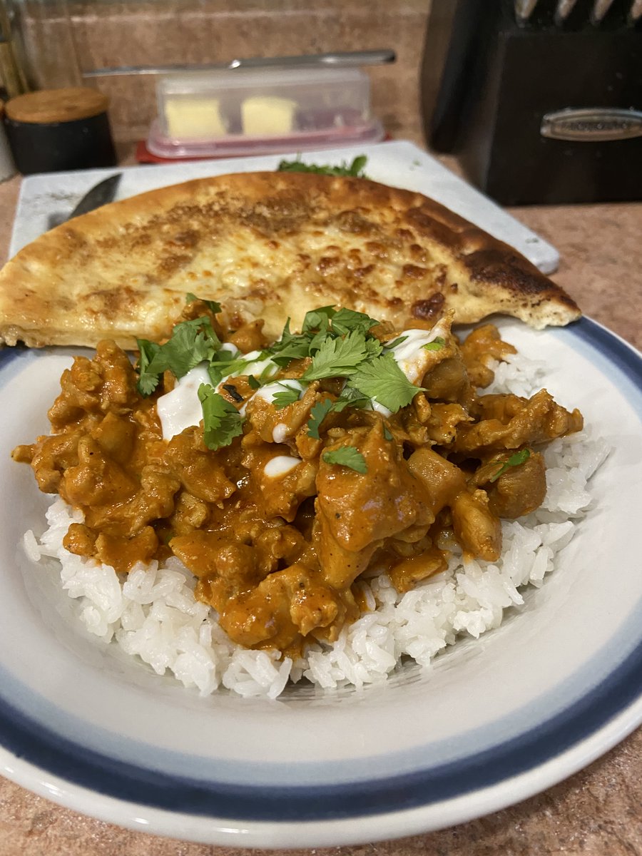 VitoTweeted's tweet photo. For tonight's #DynamiteDinner we've got butter chicken over basmati rice topped with yogurt and cilantro with a baked garlic naan! #AEWDynamite
@AEW @TBSNetwork @HBOMax https://t.co/3kGjBe6pS9