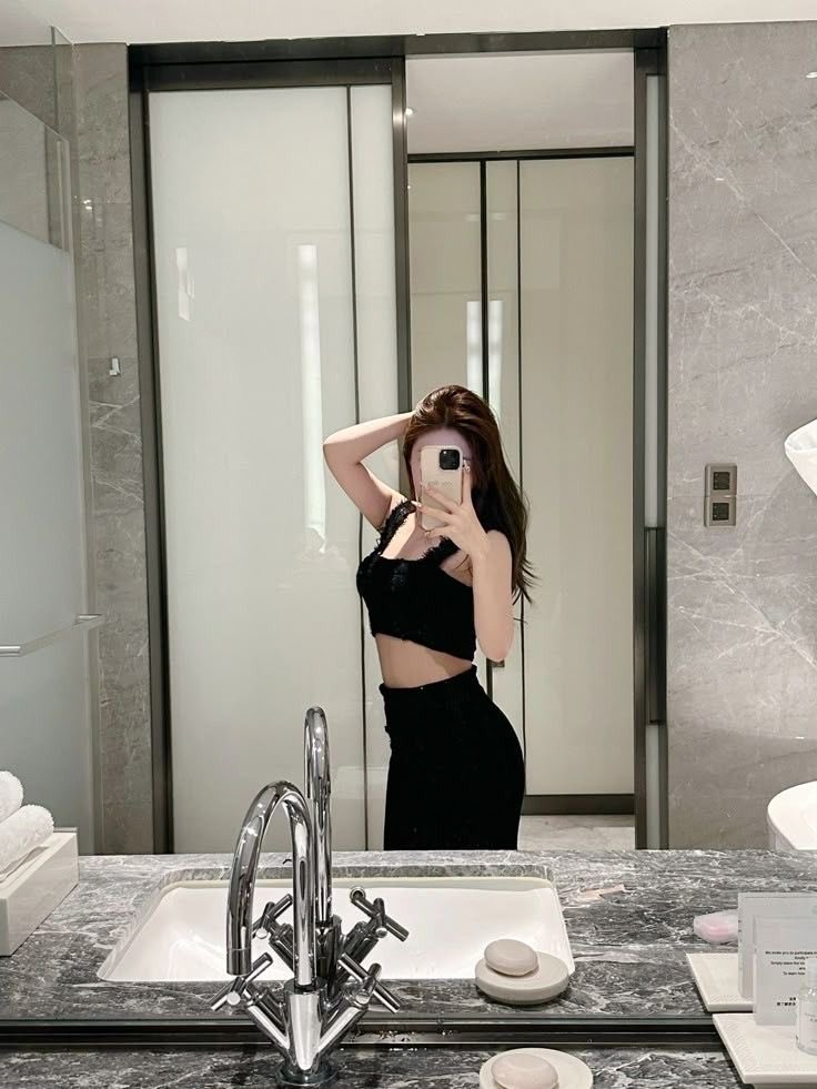 BattsKris35271's tweet photo. 🌷 ป้ายยากันแดดเนื้อซูเฟล่ให้สายชอบลองของน่าสนใจ คนชอบเกลี่ยครีมง่ายๆ อาจสนใจเนื้อแบบนี้
💄 ครีมกันแดดเนื้อซูเฟล่ บางเบา คุมมันนาน ✨
🌼 สัมผัสนุ่มๆ เกลี่ยบนผิวได้สะดวกในวันที่
พึ่งมาจาก กทม 
ลายยย : nesssese   

#รับงานเชียงใหม่ 
#เชียงใหม่
#สาวสองเชียงใหม่
รับงานเชียงใหม่ https://t.co/9Txd0EP4Mf