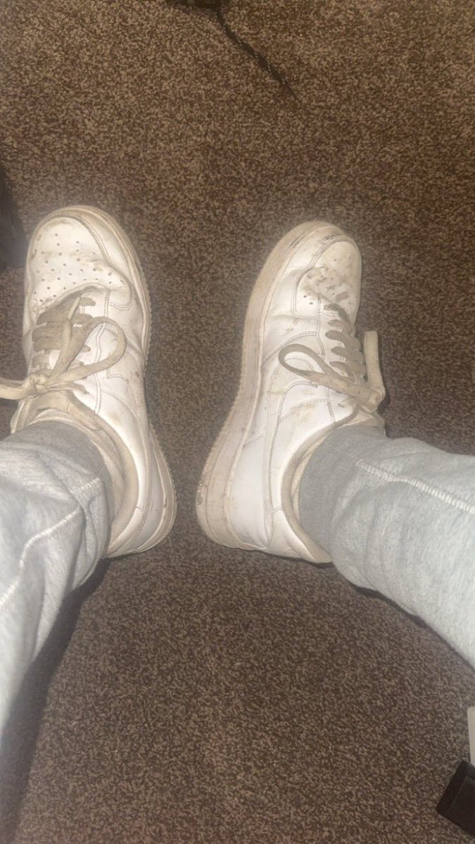 MasterJHX's tweet photo. Dirty air forces deserve your money get to work 💸😈

#findom #paypigs https://t.co/N5geFDiB7T