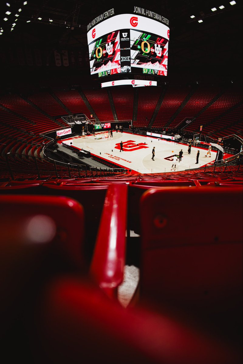 UtahMBB's tweet photo. 𝑹𝒆𝒂𝒅𝒚 𝒕𝒐 𝒈𝒐 🔜

#GoUtes https://t.co/ncEYZIhIPJ
