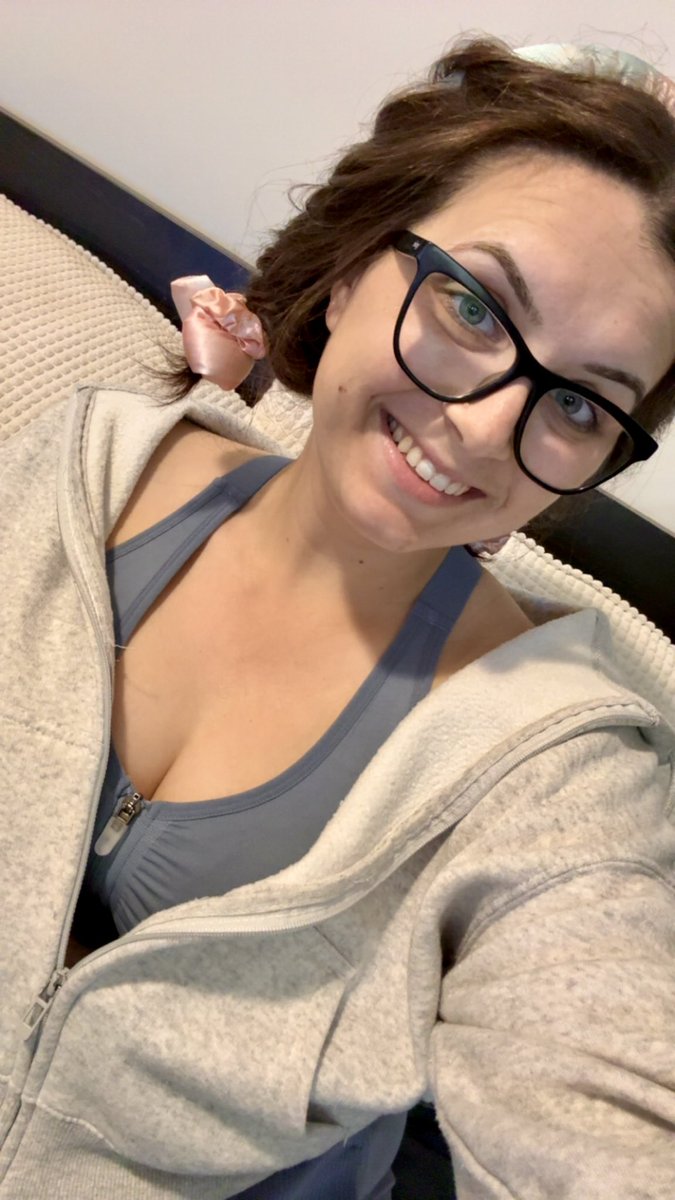 MapleMomEh's tweet photo. Trying heatless curls tonight 🥰 https://t.co/eMecXrMiIn
