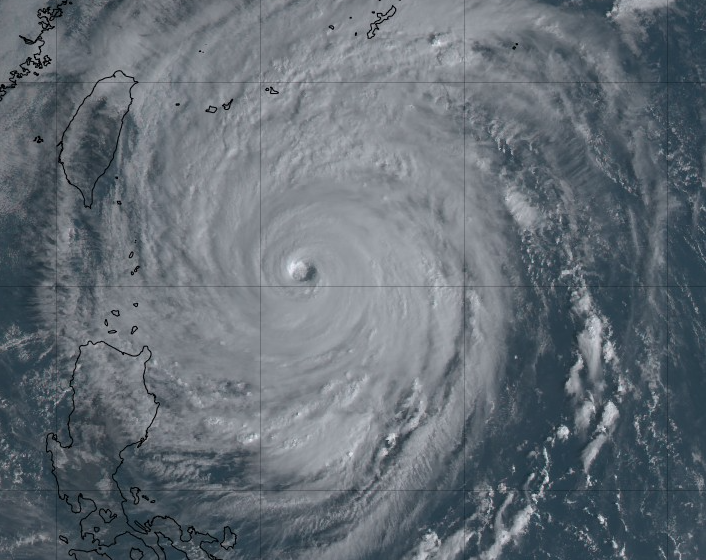 BillyBakerii's tweet photo. #TyphoonChampi and the stock market. AI has it veering off towards southern Japan and lots weaker then now. Traditional models (GFS) have it making a beeline towards Taipei City as a cat 4-5. That area host most major semiconductor design houses! Market Crash? https://t.co/Cs6TvUpPdt