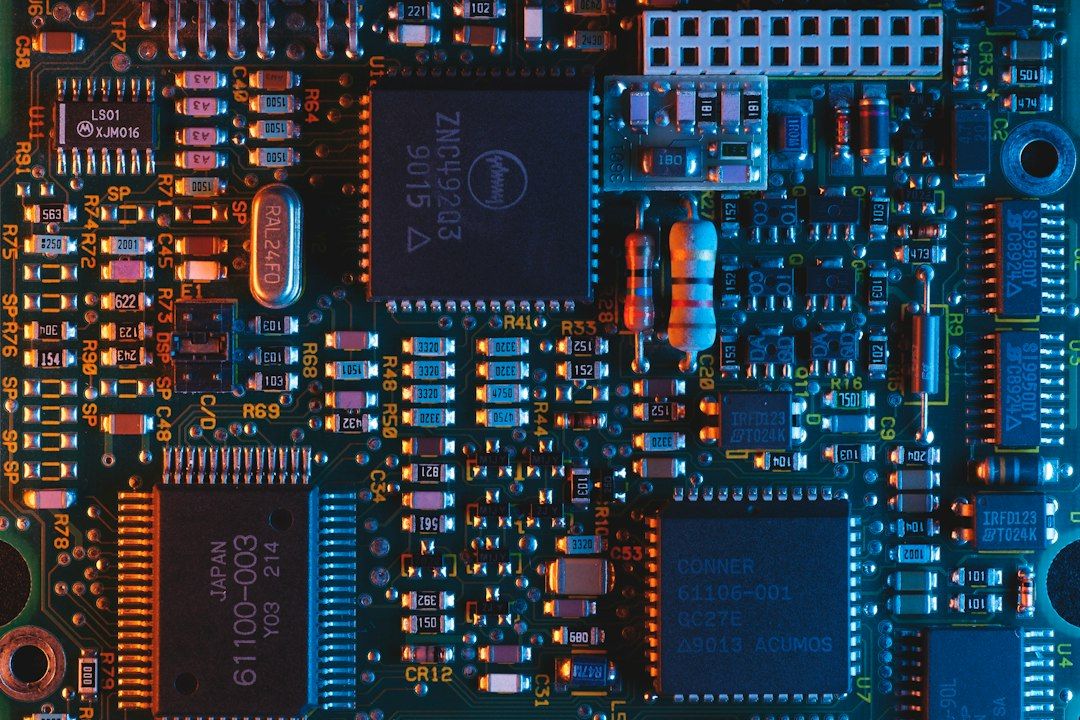MSInfoTech5's tweet photo. Benchmarking IBM llm-d: Serving Costs and Inference Engines

https://t.co/qgBHixvHYJ

#AI #Technology #News https://t.co/1QcSPjfwv2