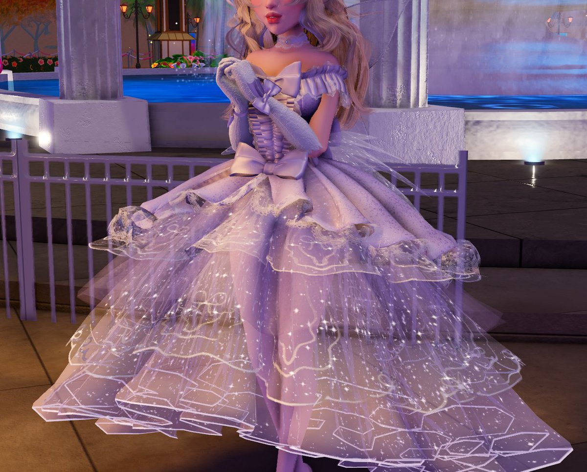 SnoozySenivo's tweet photo. This dress in momo city is sooo cute you guys!😊 #momocity https://t.co/NlYKXBPKlU