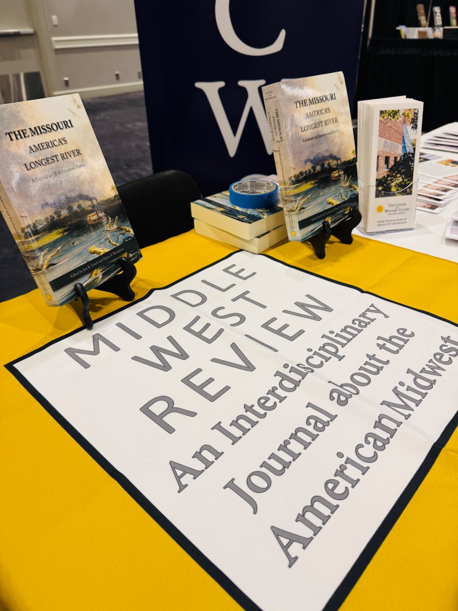 MiddleWestRev's tweet photo. We have arrived at the @WhaHistory meeting. Come say hi. https://t.co/a248t5Tqwf