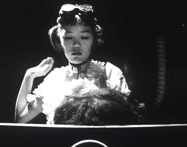 _HDD's tweet photo. ‘Rubber’s Lover’ directed by Shozin Fukui (1996) https://t.co/TlyO5s765v