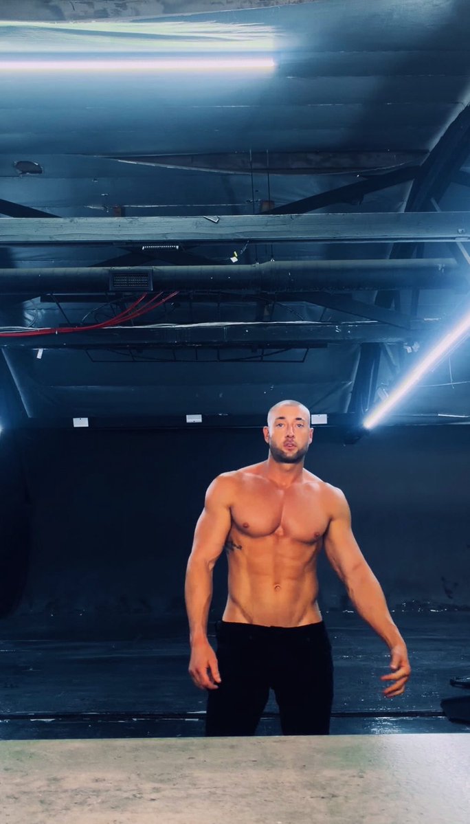 _MuscleMatt's tweet photo. USDA GRADE A PRIME BEEF #hotguys #muscle #bodybuilder #hotmen #handsomemen https://t.co/KbevME5dLo