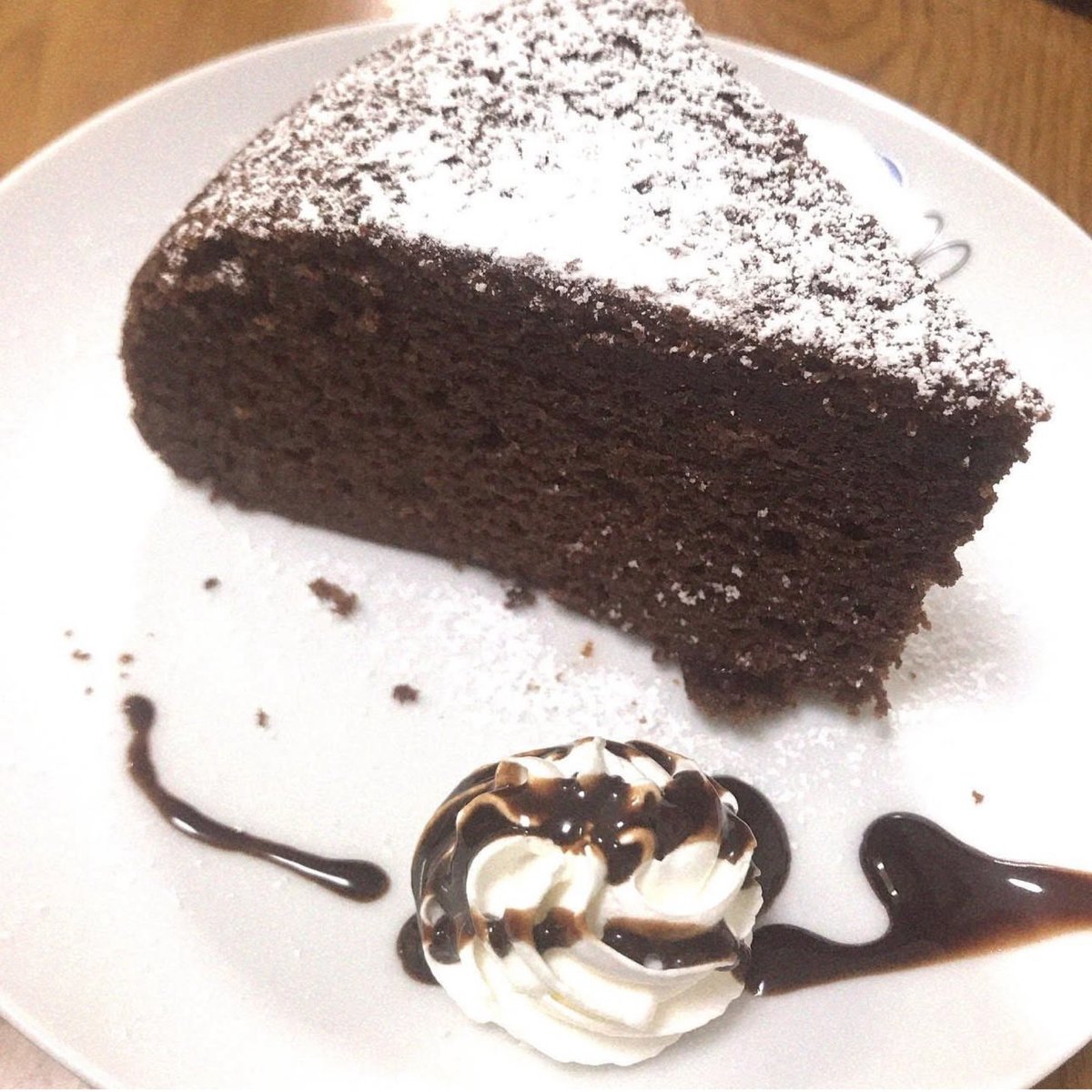 aya2026aya2026's tweet photo. 昨夜 どーーしても食べたくて
ガトーショコラ🍫作ったんよ🙌
えちえち だけどお母さんだからね🫣
料理は普通にできるんだから😗

 #裏アカ女子  #ワガママボディー https://t.co/FmmkWSEYfP