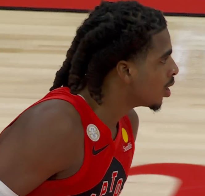 OmerOsman200's tweet photo. Kawhi Leonard, Scottie Barnes, and Collin Murray-Boyles’ jersey all have a patch above the Nike logo. 

The patch is awarded to those who have made an All-NBA, All-Defence, or All-Rookie teams this past season. 

🔥 🏆 https://t.co/0JsPIfTFr6